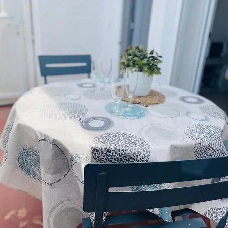 Trabuc - Apartamento Con Piscina Comunitaria Apartment *