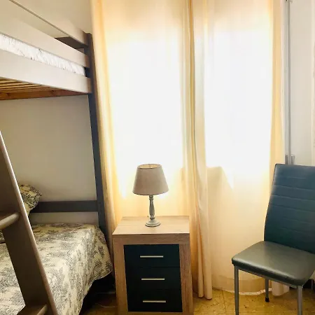 Apartment Trabuc - Apartamento Con Piscina Comunitaria Empuriabrava